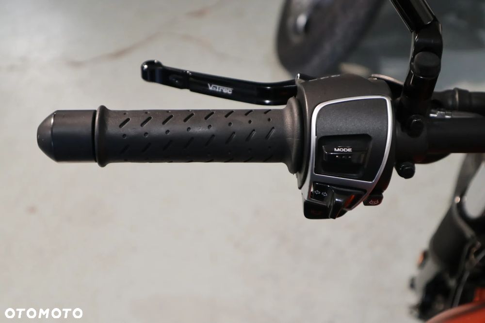 Moto Guzzi V9 - 11