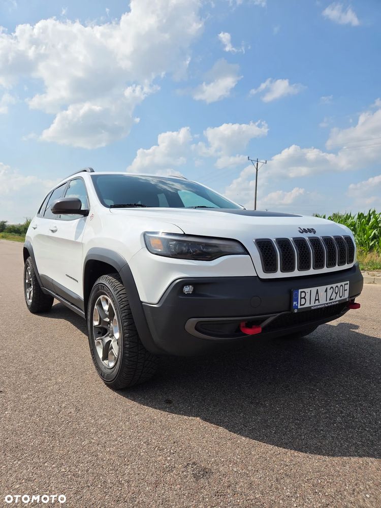 Jeep Cherokee - 12