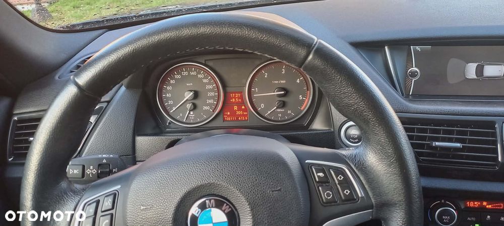 BMW X1 xDrive18d xLine - 21