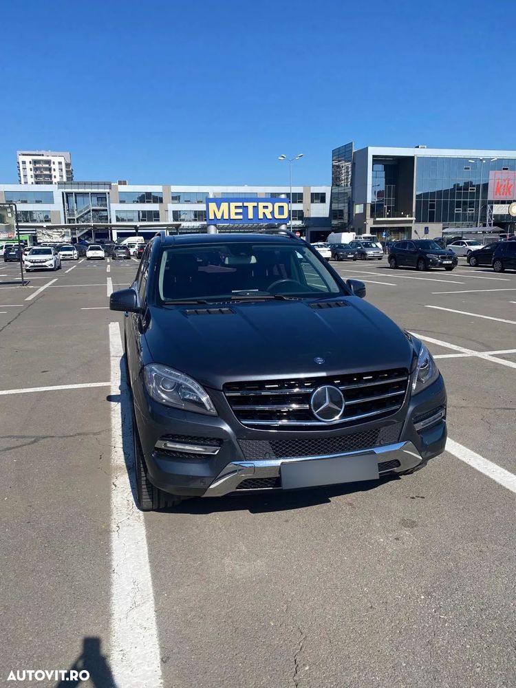 Mercedes-Benz ML 350 BlueTec 4MATIC Aut - 2
