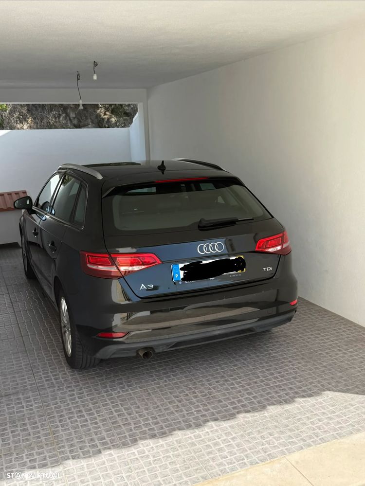 Audi A3 Sportback 1.6 TDI Design - 3