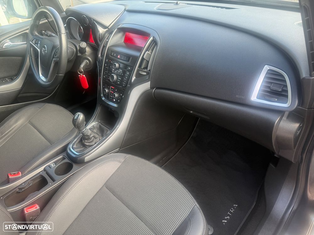 Opel Astra Sports Tourer 1.7 CDTi Cosmo S/S - 17