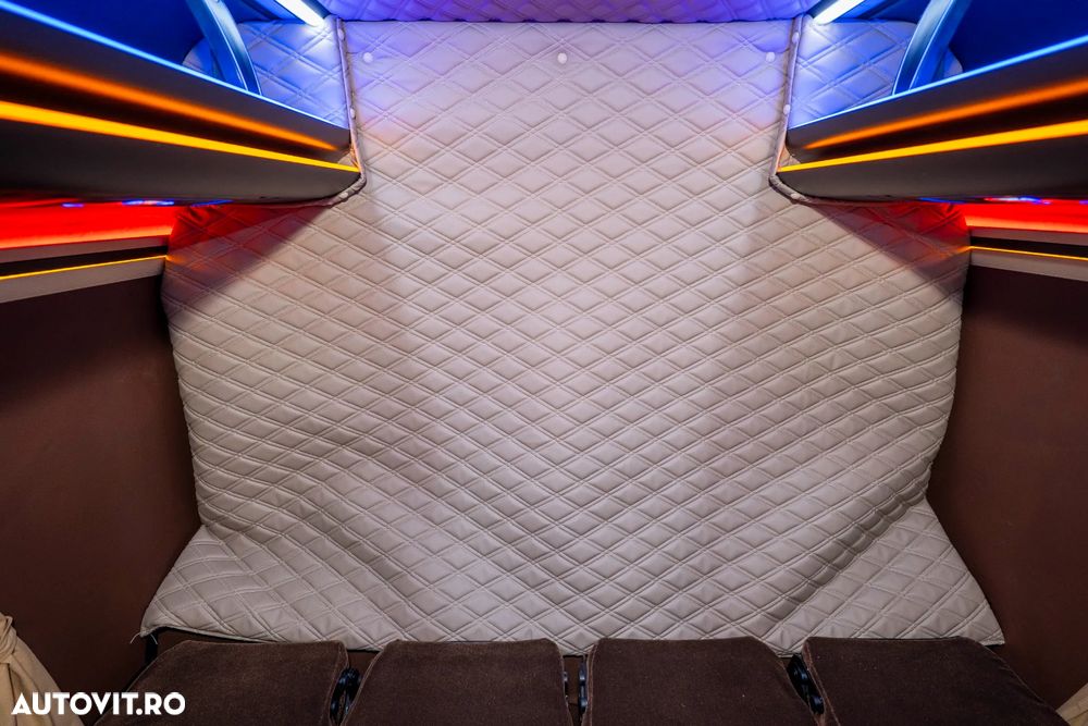 Mercedes-Benz Sprinter 517 CDI - Microbuz 19+1+1 - Cala adancita - 36