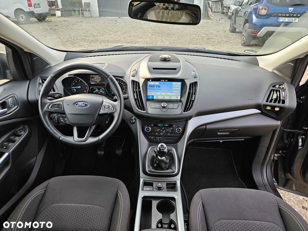 Ford Kuga - 30