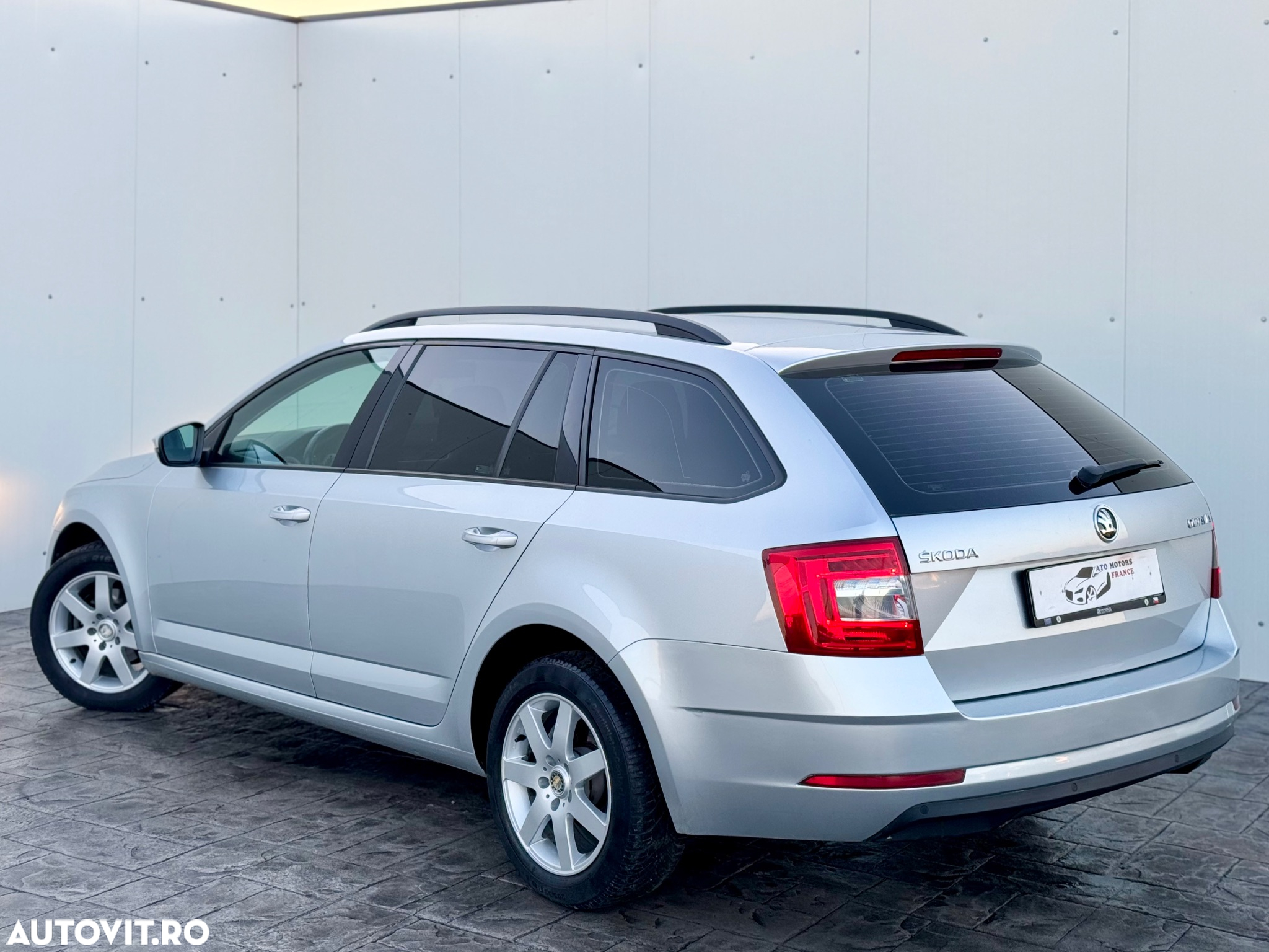 Skoda Octavia 1.6 TDI Ambition - 2