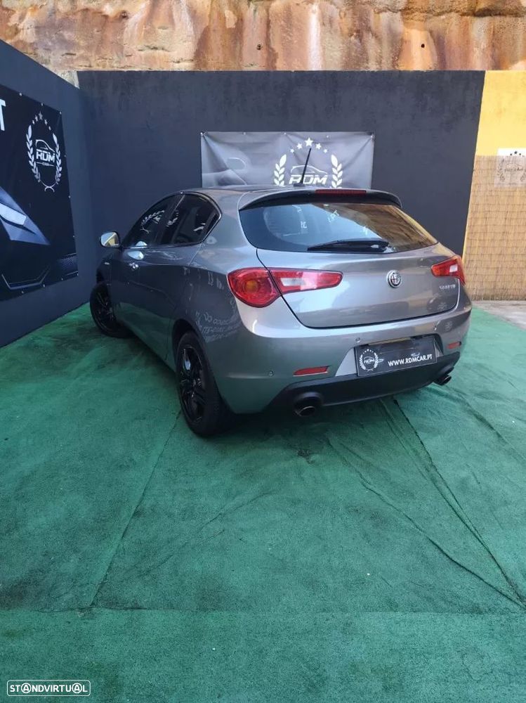 Alfa Romeo Giulietta 2.0 JTDm Sport TCT - 4