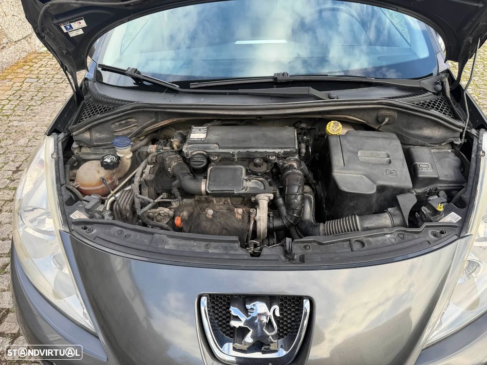 Peugeot 207 1.4 HDi Premium - 19