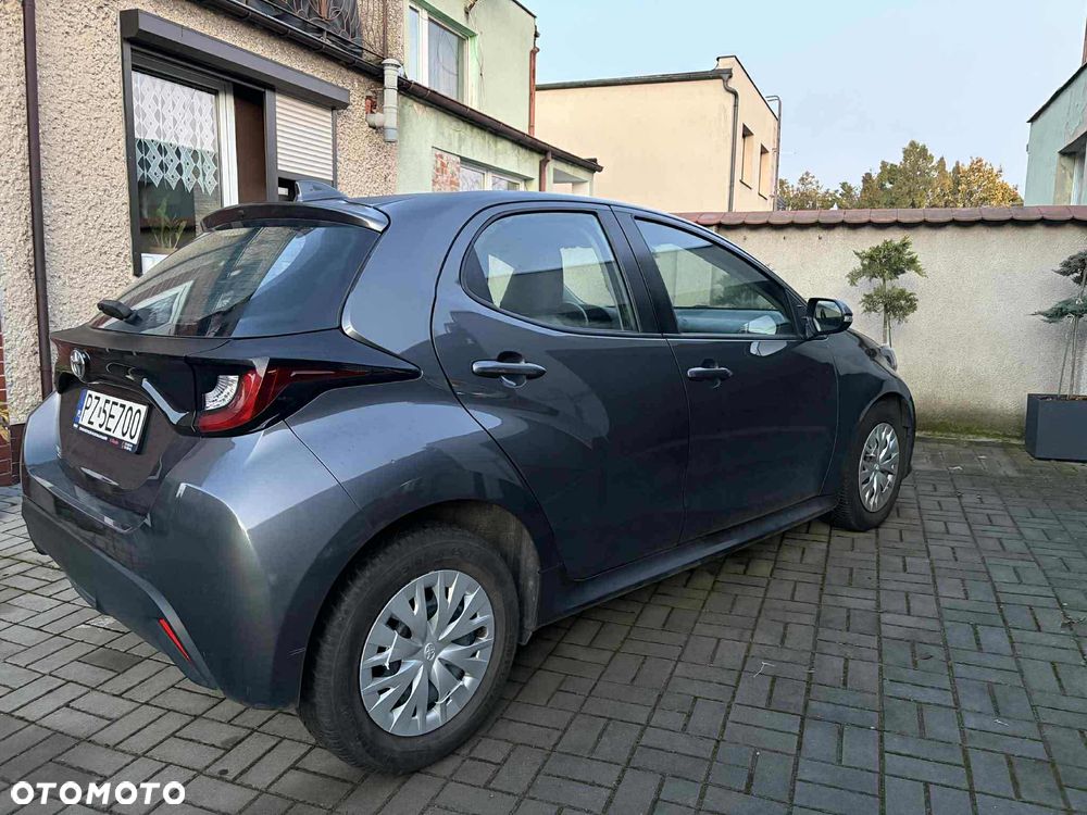 Toyota Yaris 1.5 Comfort - 2