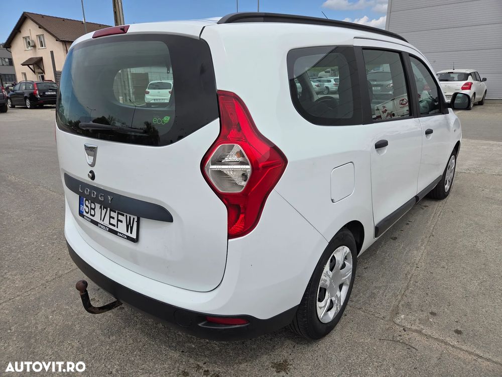 Dacia Lodgy dCi 90 Laureate - 4