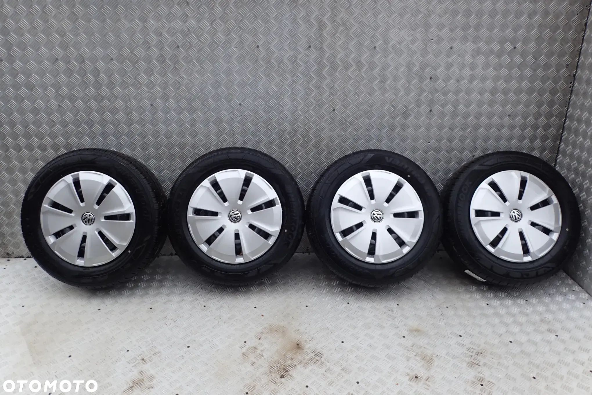 KOŁA FELGI STALOWE VW T5 T6 6,5JX16 ET 51 5X120 7LA601027 Z OPONAMI HANKOOK LATO 205/65/16C 4X8MM 2024ROK KOMPLET - 1