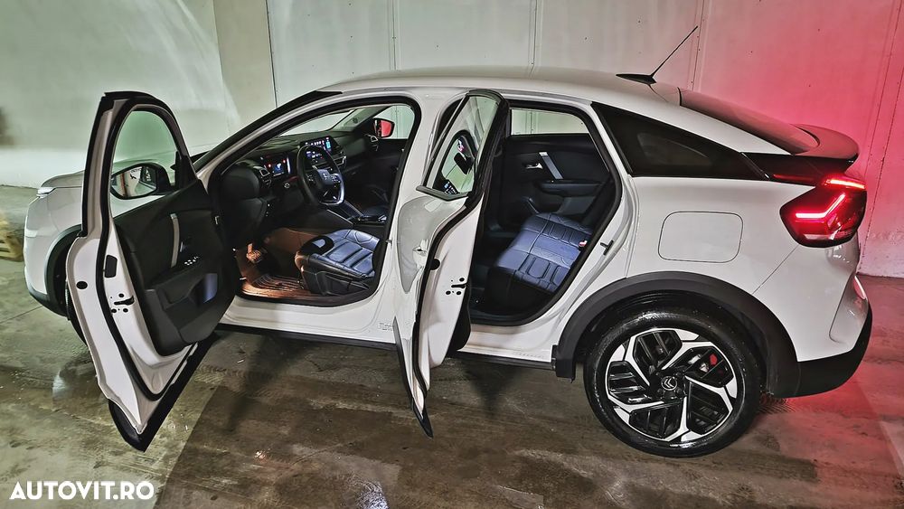 Citroën C4 PureTech 130 Stop&Start EAT8 FEEL PACK - 28