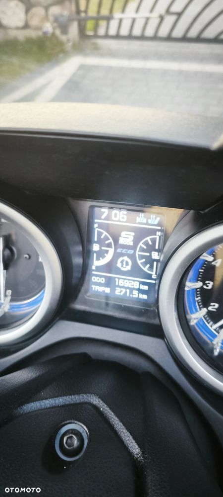 Yamaha Tmax - 12