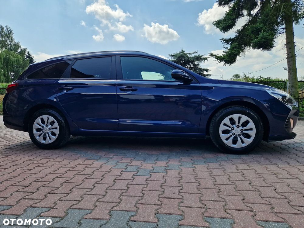 Hyundai i30 1.4 GO Plus - 10