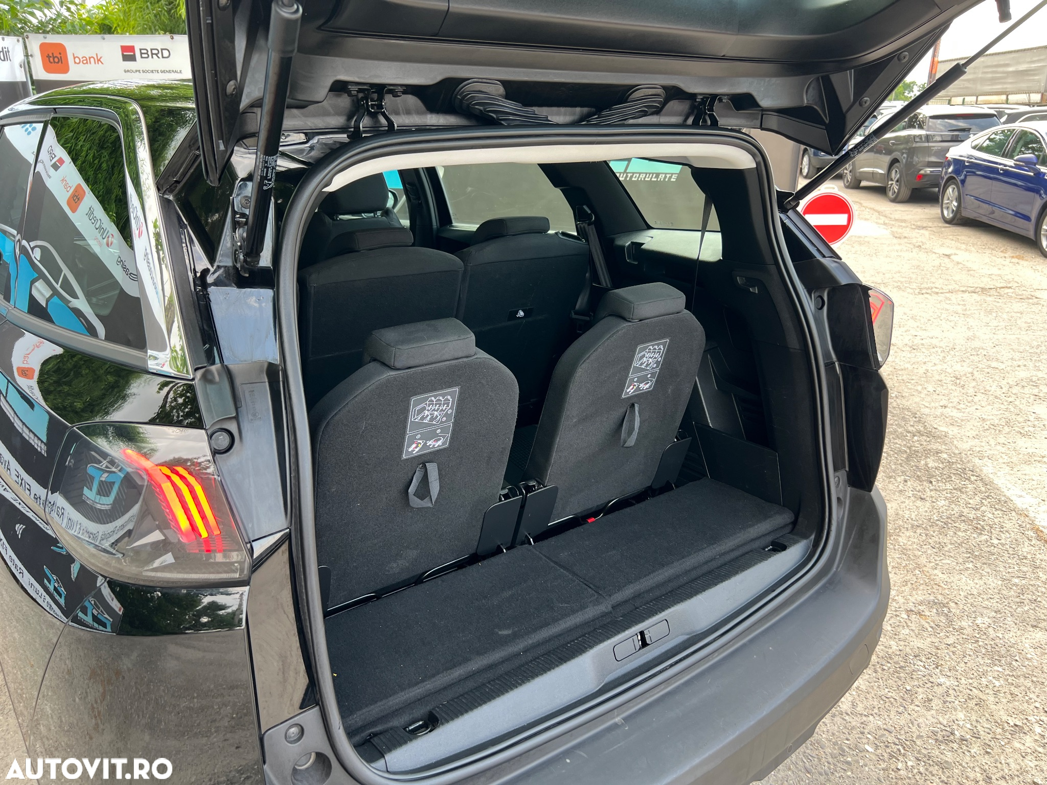 Peugeot 5008 1.5 BlueHDI s&s Active - 17