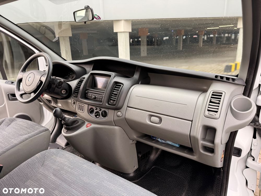 Renault Trafić - 19