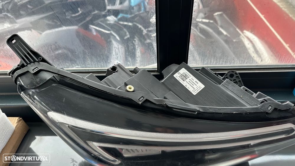 Farol drt Opel crossland x - 3