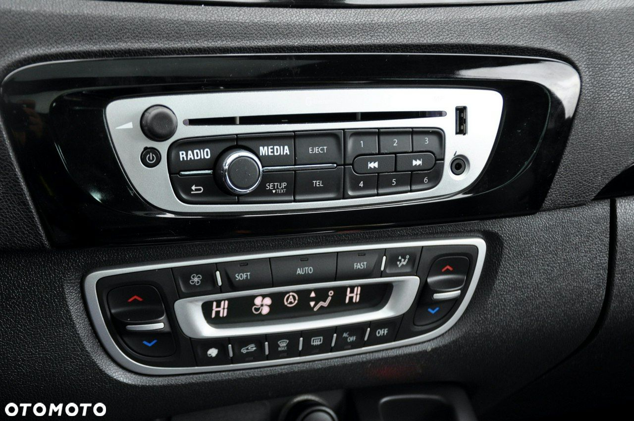 Renault Scenic - 34