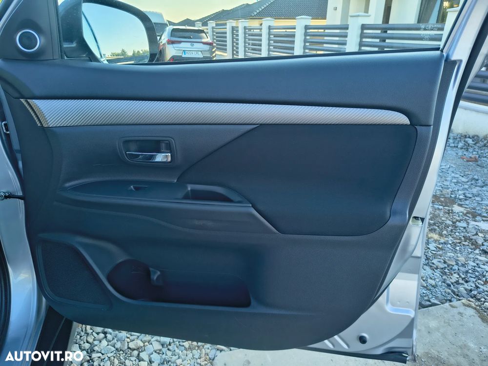 Mitsubishi Outlander 2.2L DI-D AS&G 6MT 4WD Instyle A60 - 28