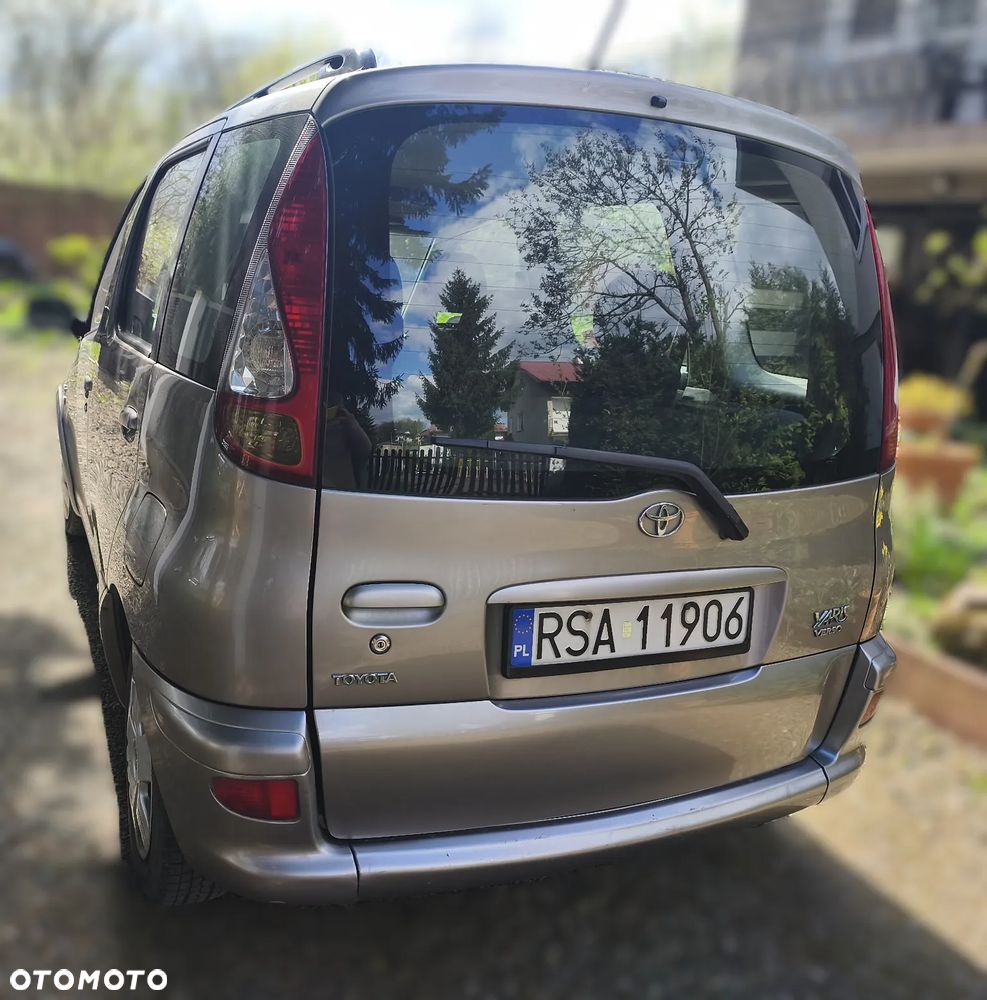 Toyota Yaris Verso 1.4 D-4D C - 4