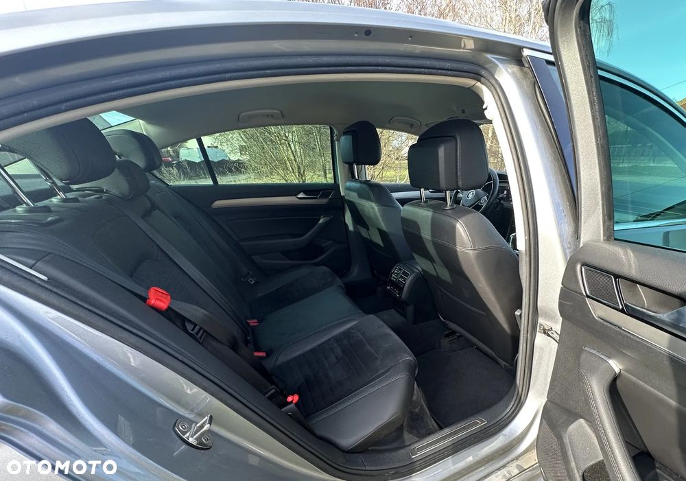 Volkswagen Passat 2.0 TDI BMT Highline DSG7 - 8