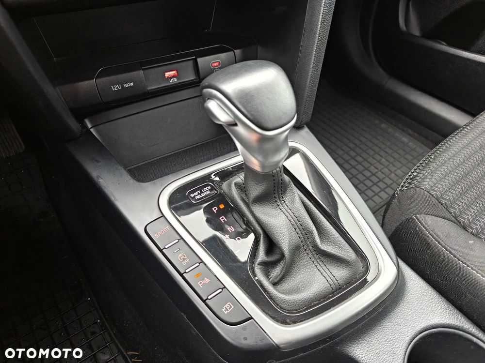 Kia Ceed 1.5 T-GDI M DCT - 20