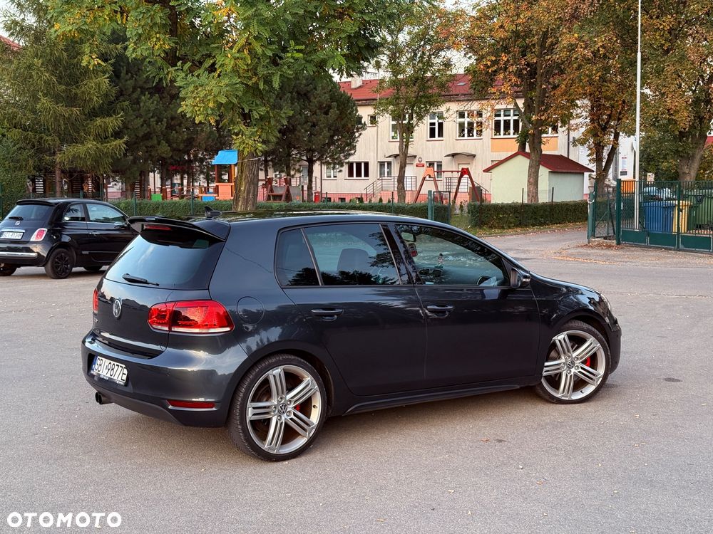 Volkswagen Golf 2.0 TDI GTD - 4