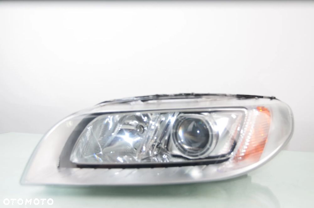 VOLVO S80 V70 XC70 FACELIFT XENON 31420013 Lewy Przedni Oryginał - 1