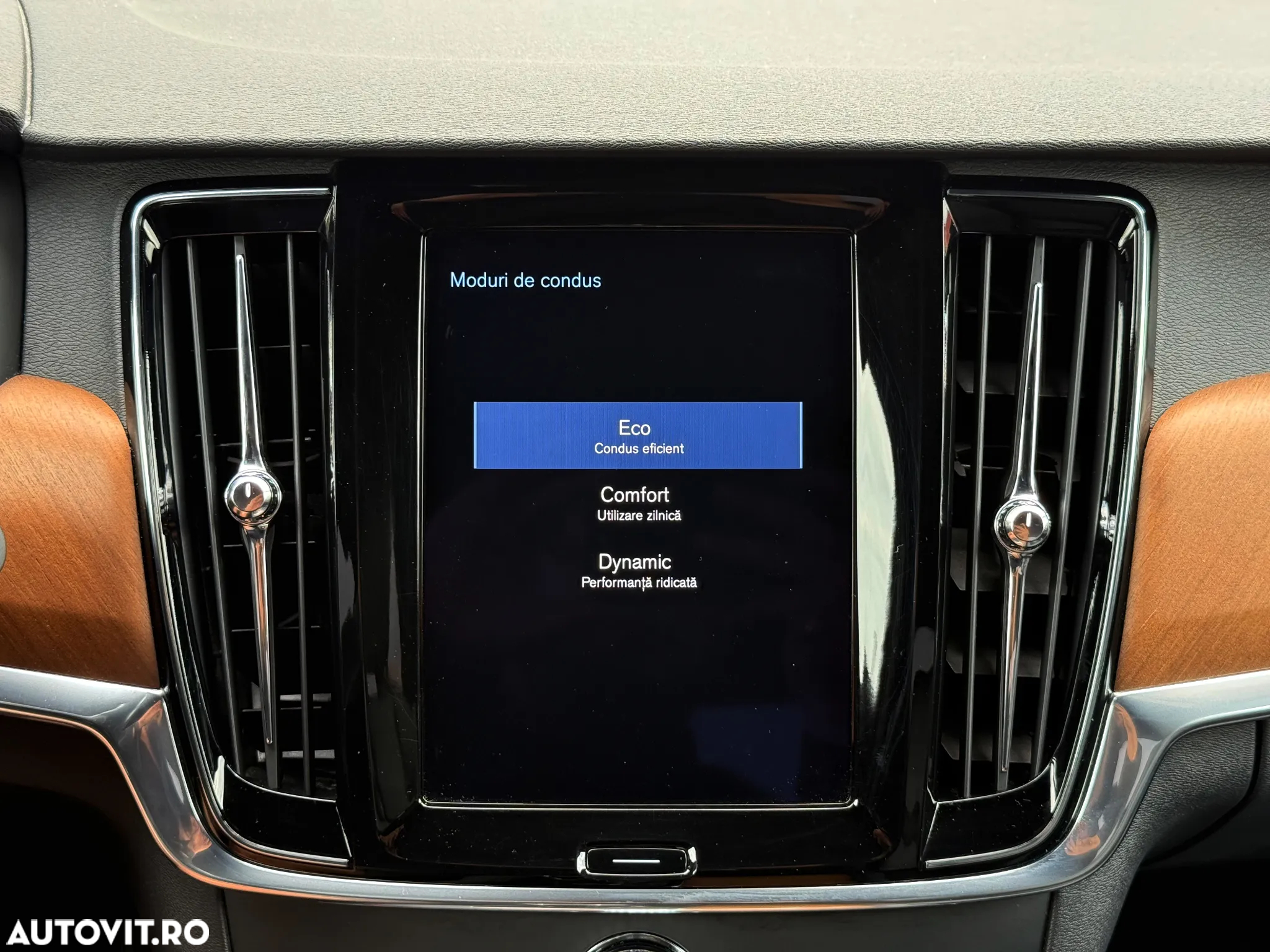 Volvo S90 D4 Geartronic Inscription - 32