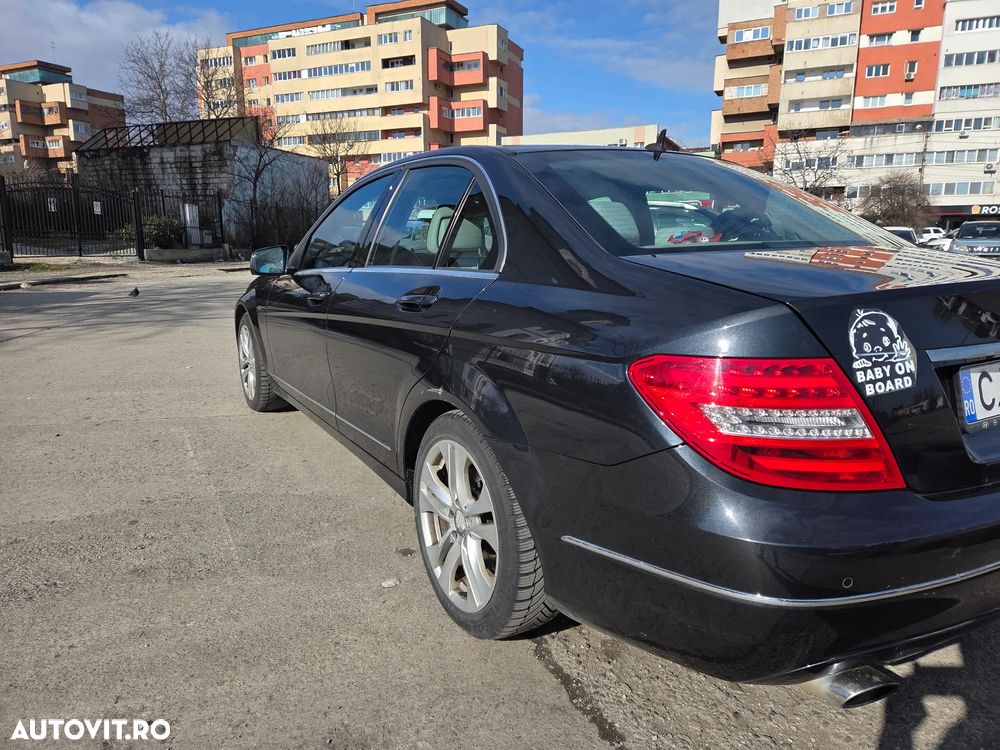 Mercedes-Benz C - 11