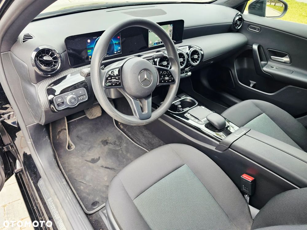 Mercedes-Benz Klasa A 250 e PHEV Progressive 8G-DCT - 15