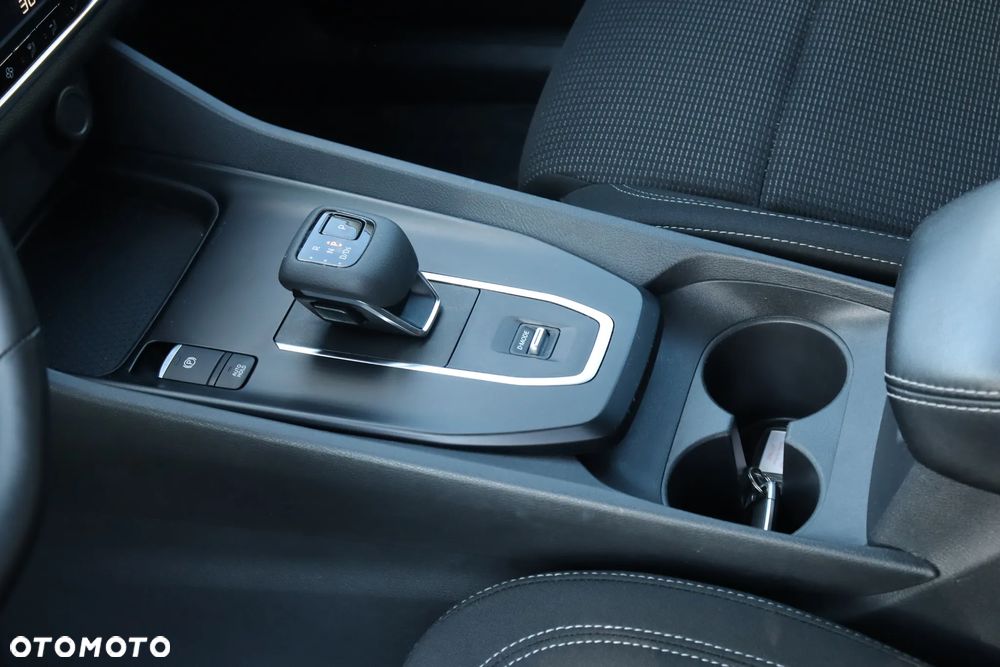 Nissan Qashqai - 11