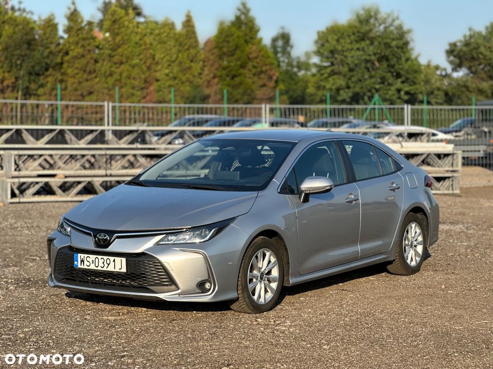 Toyota Corolla - 1