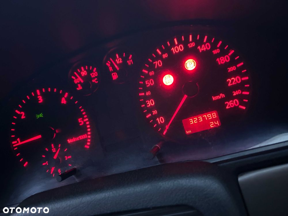 Audi A4 Avant - 8