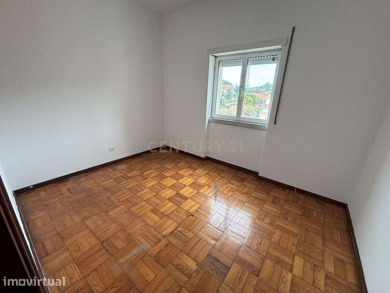 Apartamento T2+1 para arrendamento em Eiras, junto à Sodicentro - Grande imagem: 4/8