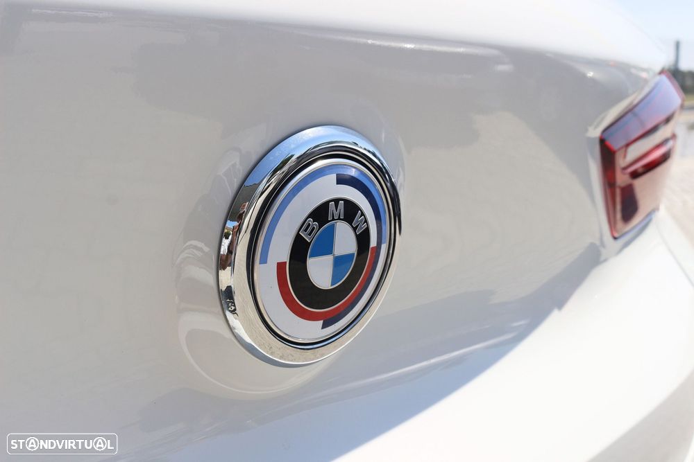 BMW X2 16 d sDrive Auto Pack 50 anos M - 22