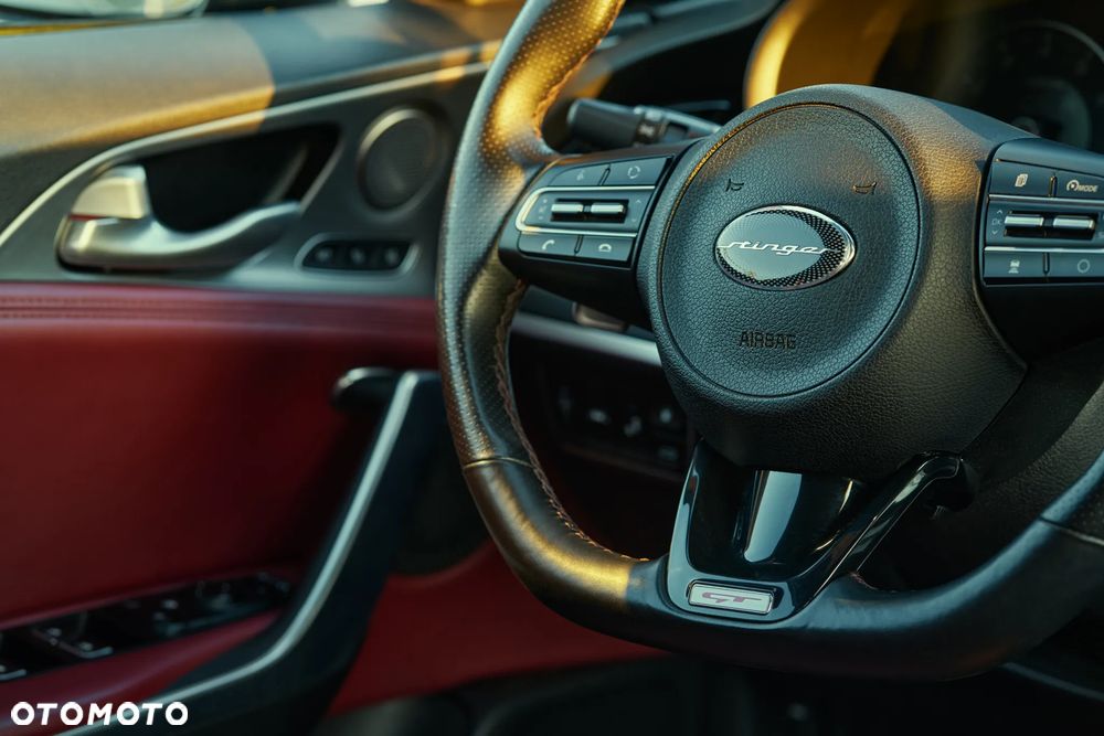 Kia Stinger 3.3 T-GDI V6 GT AWD - 17