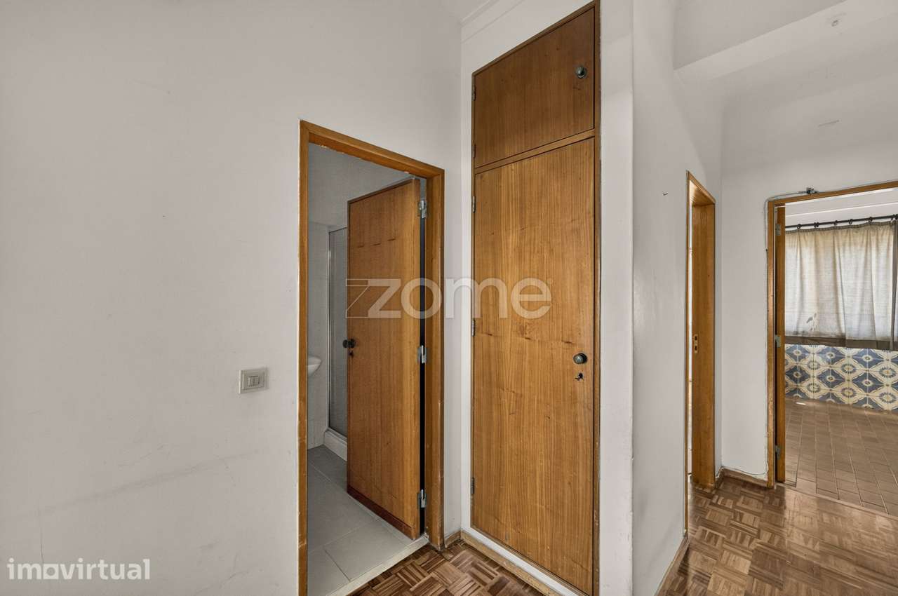 Apartamento T2 no centro do Cacém c/box - Grande imagem: 5/23