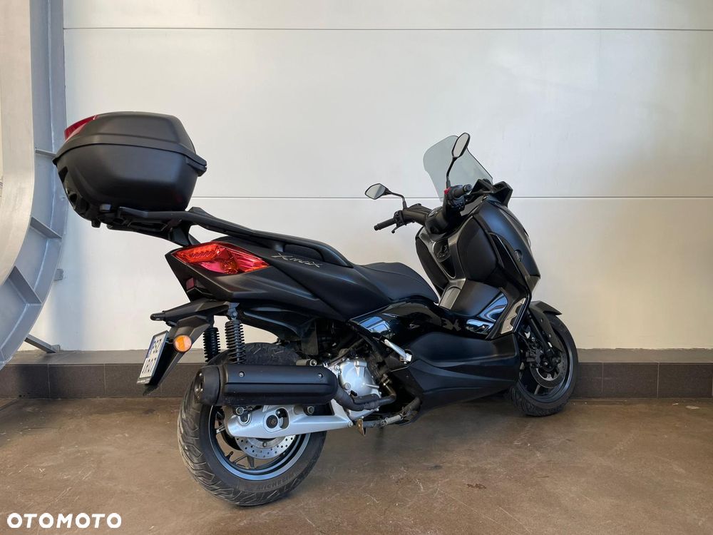 Yamaha X-max - 3