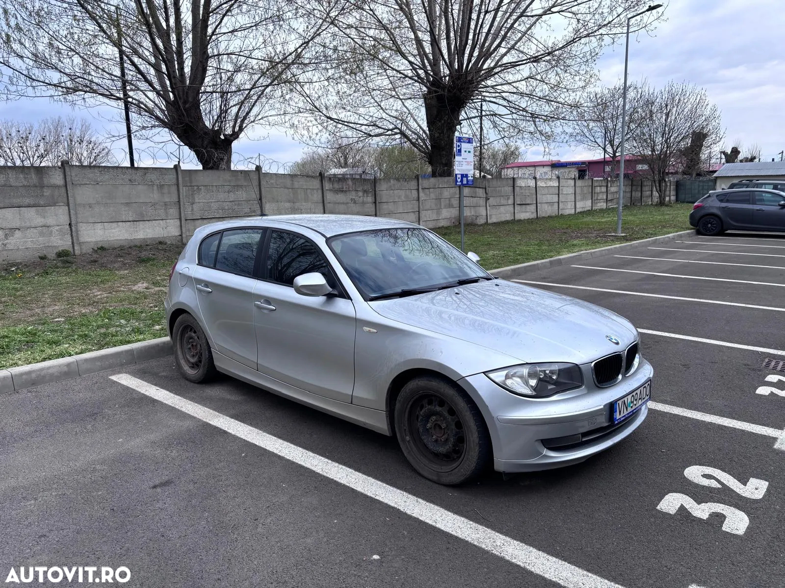 BMW Seria 1 116d - 8