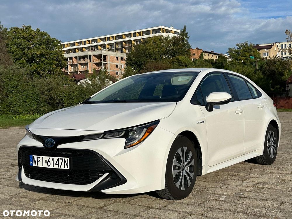 Toyota Corolla - 1