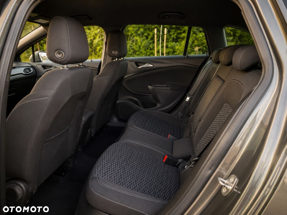 Opel Astra 1.4 Turbo Start/Stop Innovation - 30