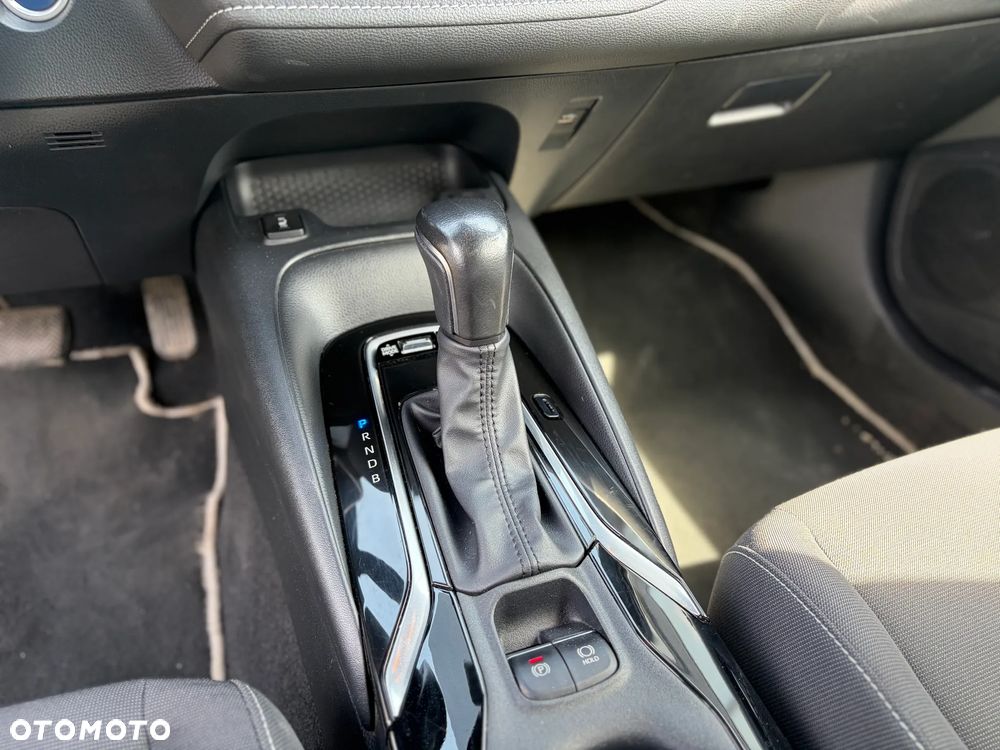 Toyota Corolla 1.8 Hybrid Comfort - 13