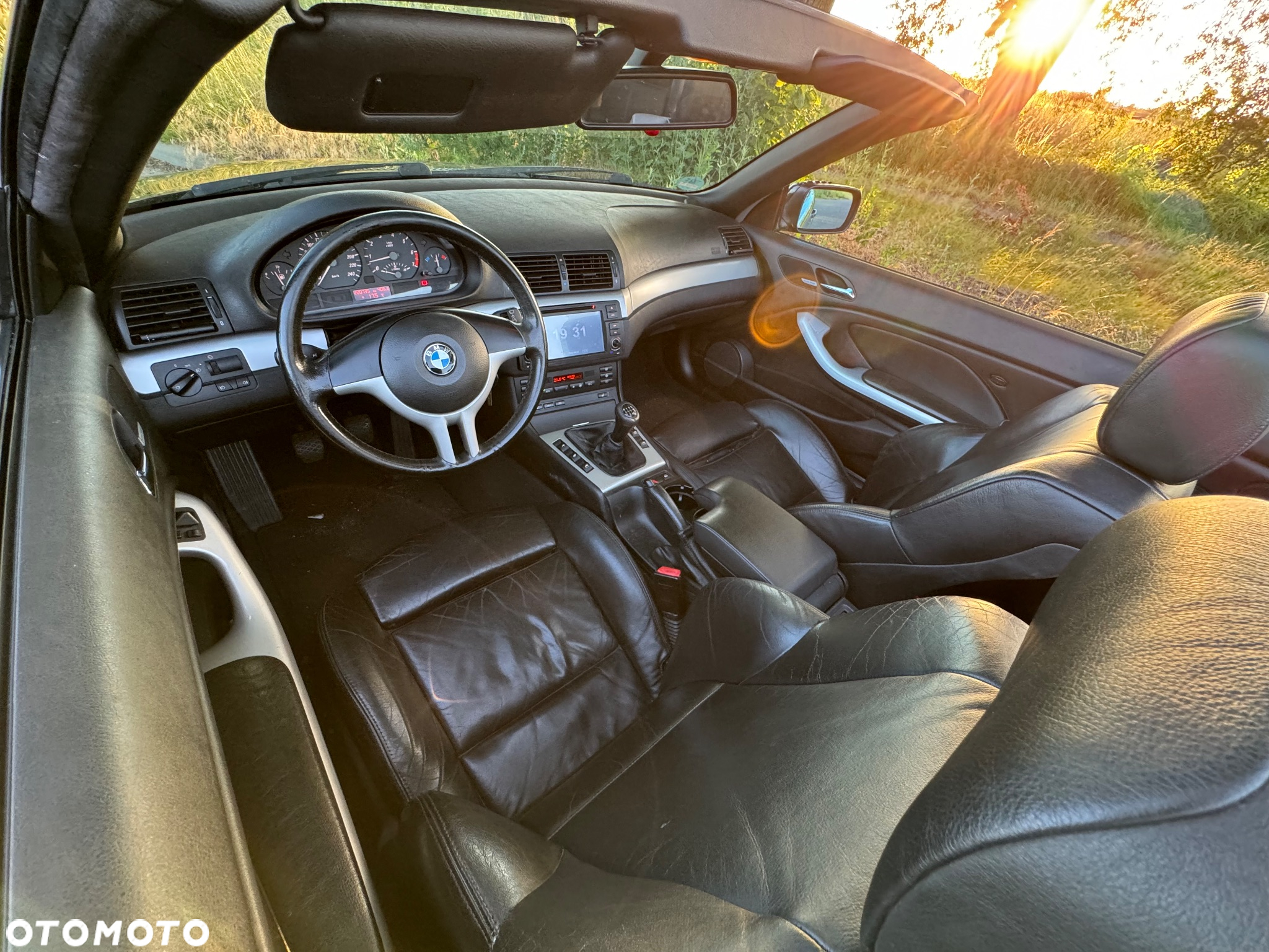 BMW Seria 3 318i Cabrio - 14