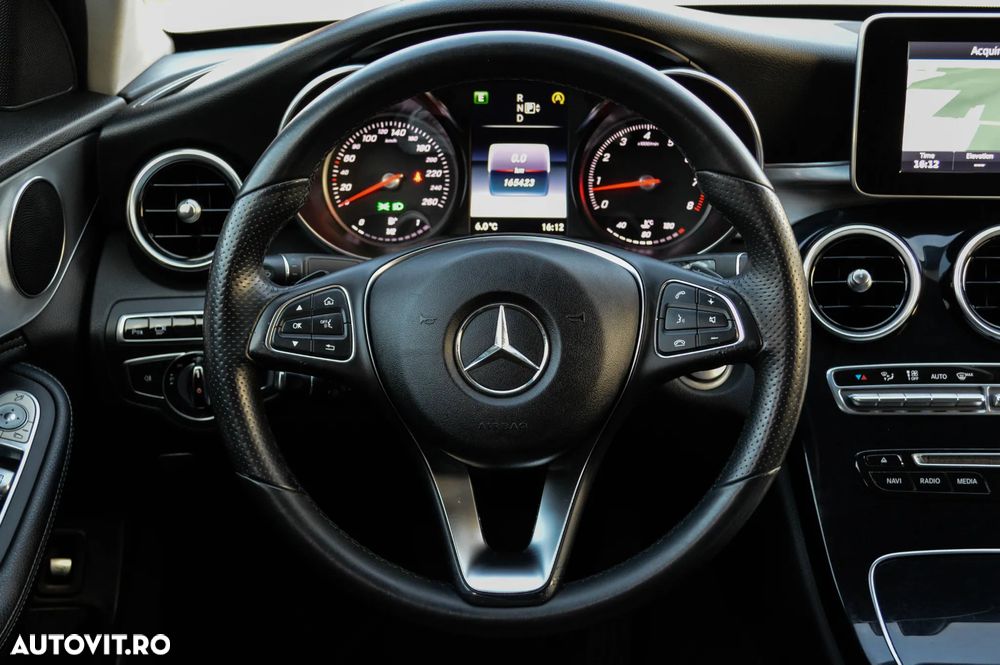 Mercedes-Benz C 180 7G-TRONIC Exclusive - 37