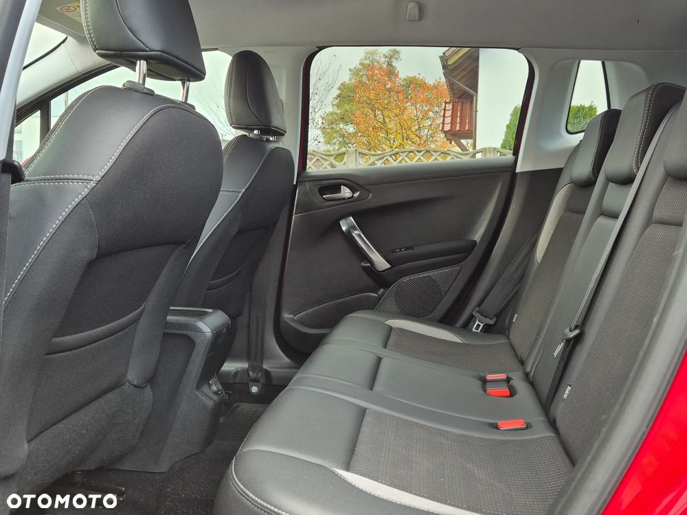 Peugeot 2008 BlueHDi FAP 120 STOP & START Allure - 10