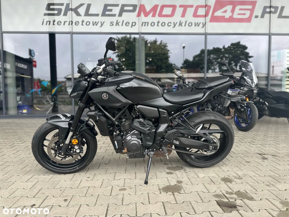Yamaha MT - 4