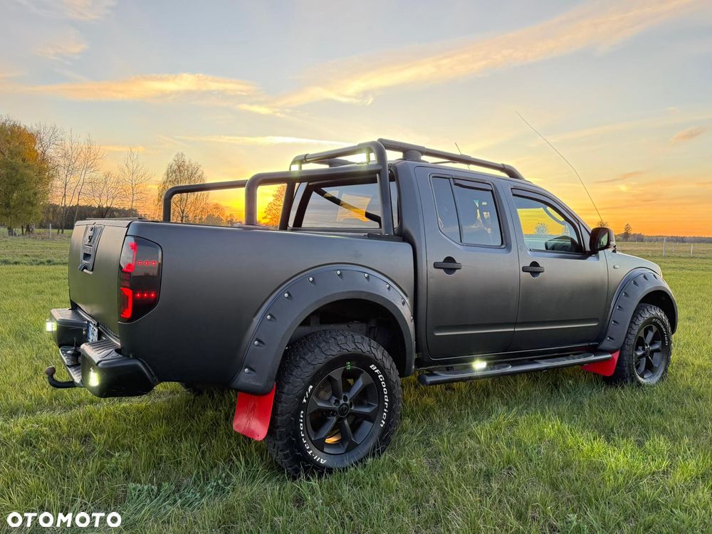 Nissan Navara 2.5 D LE - 12