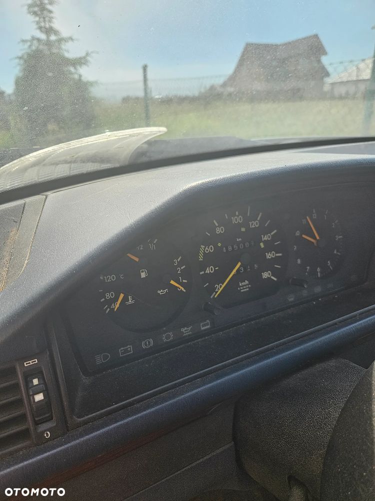 Mercedes-Benz W124 (1984-1993) - 9
