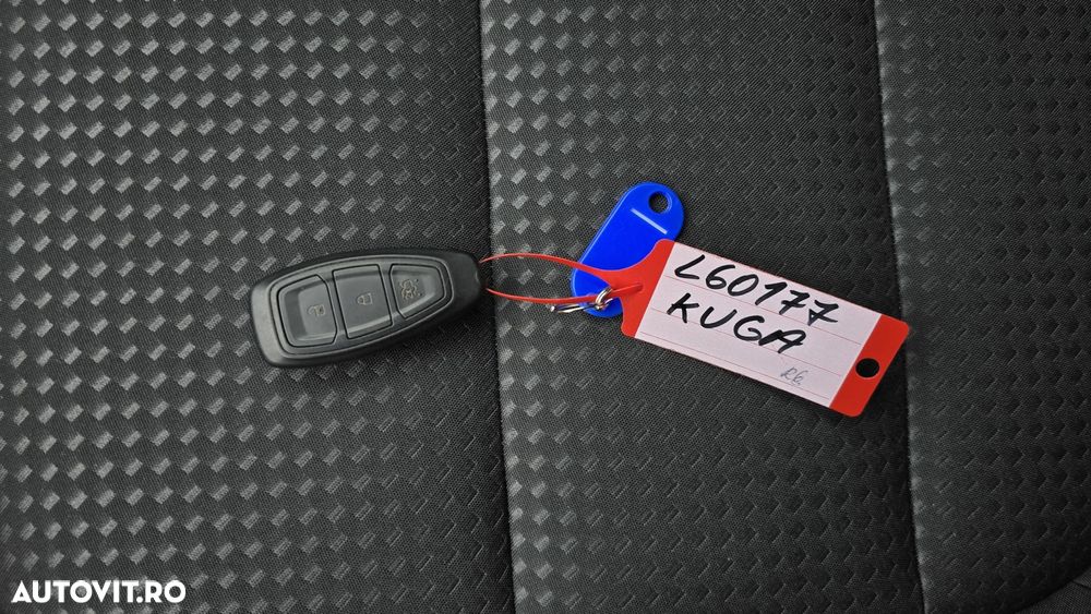 Ford Kuga - 21