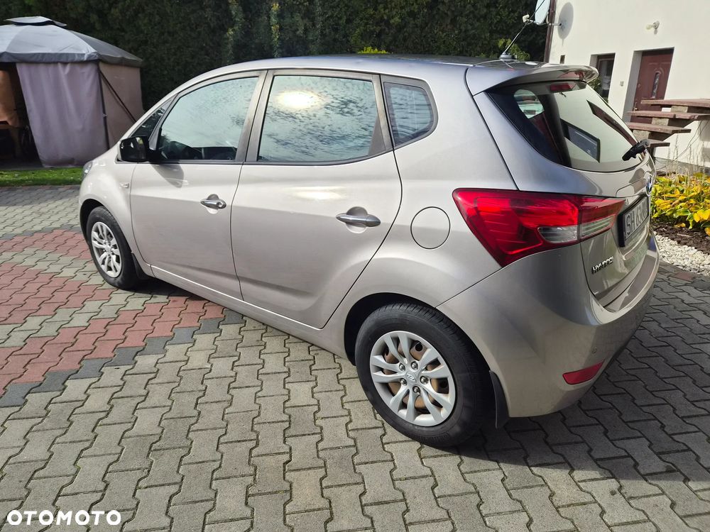 Hyundai ix20 - 8